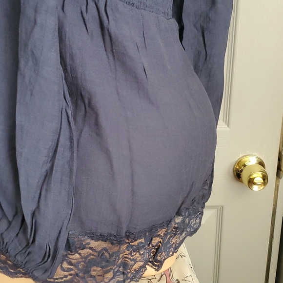 LAST ONE Spring 2021 Blue Lace V Neck Top - Picture 10 of 14